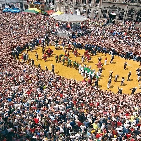 Chez Corine Et Charlie דירה *