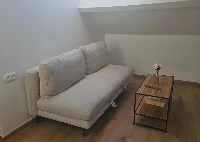 Chez Corine Et Charlie מונס